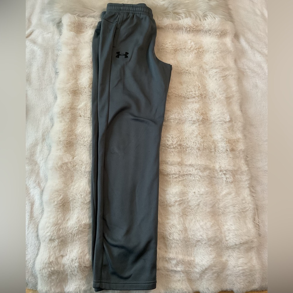 UNDER ARMOUR•Iconic Charcoal DriFit Joggers•L - Picture 7 of 12